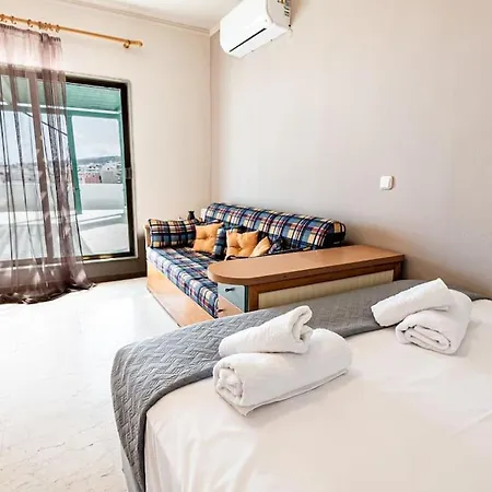 아파트 Rooftop 1-bedroom 레팀노