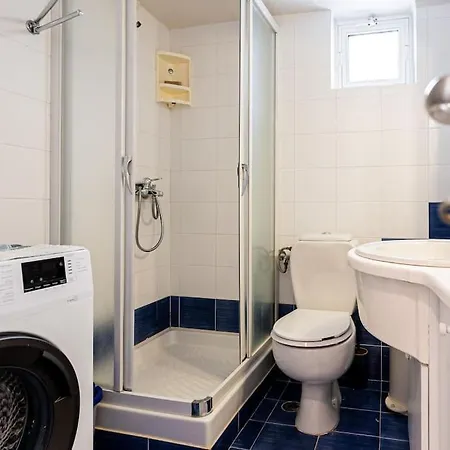 Апартаменти Rooftop 1-bedroom *